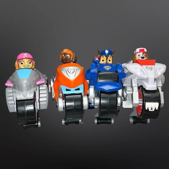 4 Paw Patrol Moto Pups Wildcat’s Deluxe Pull Back Motorcycle Wheelie Feature #4 - Picture 1 of 7